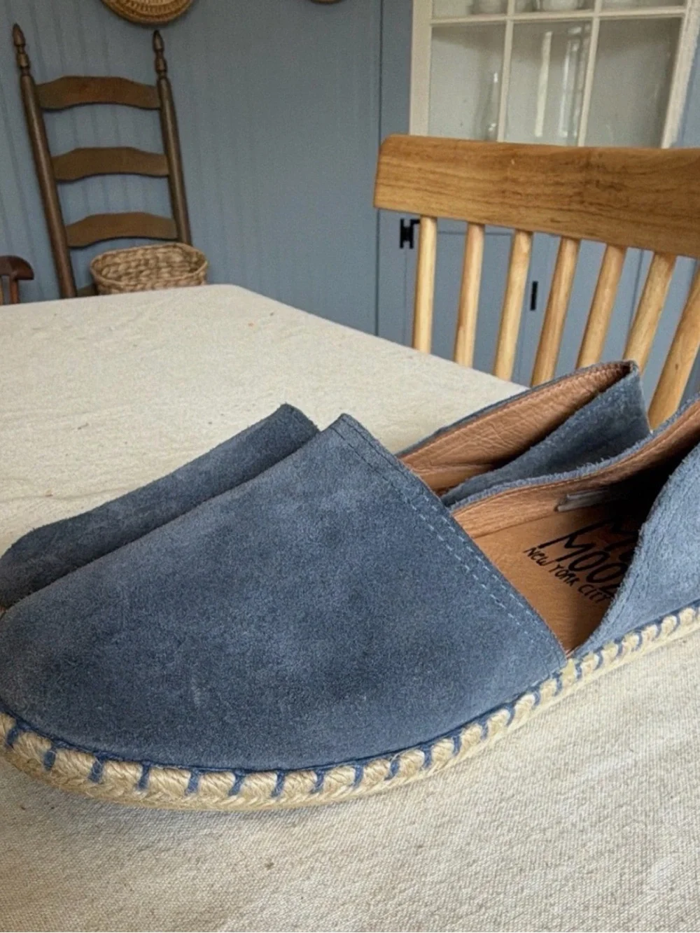 Miz Moon New York City espadrille slip-ons, blue leather size 39 (8.5/9)